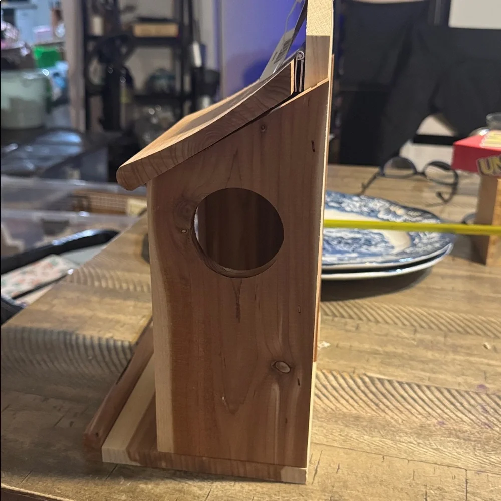 Wooden Birdhouse with Clear Panels - Picture 2 of 6
